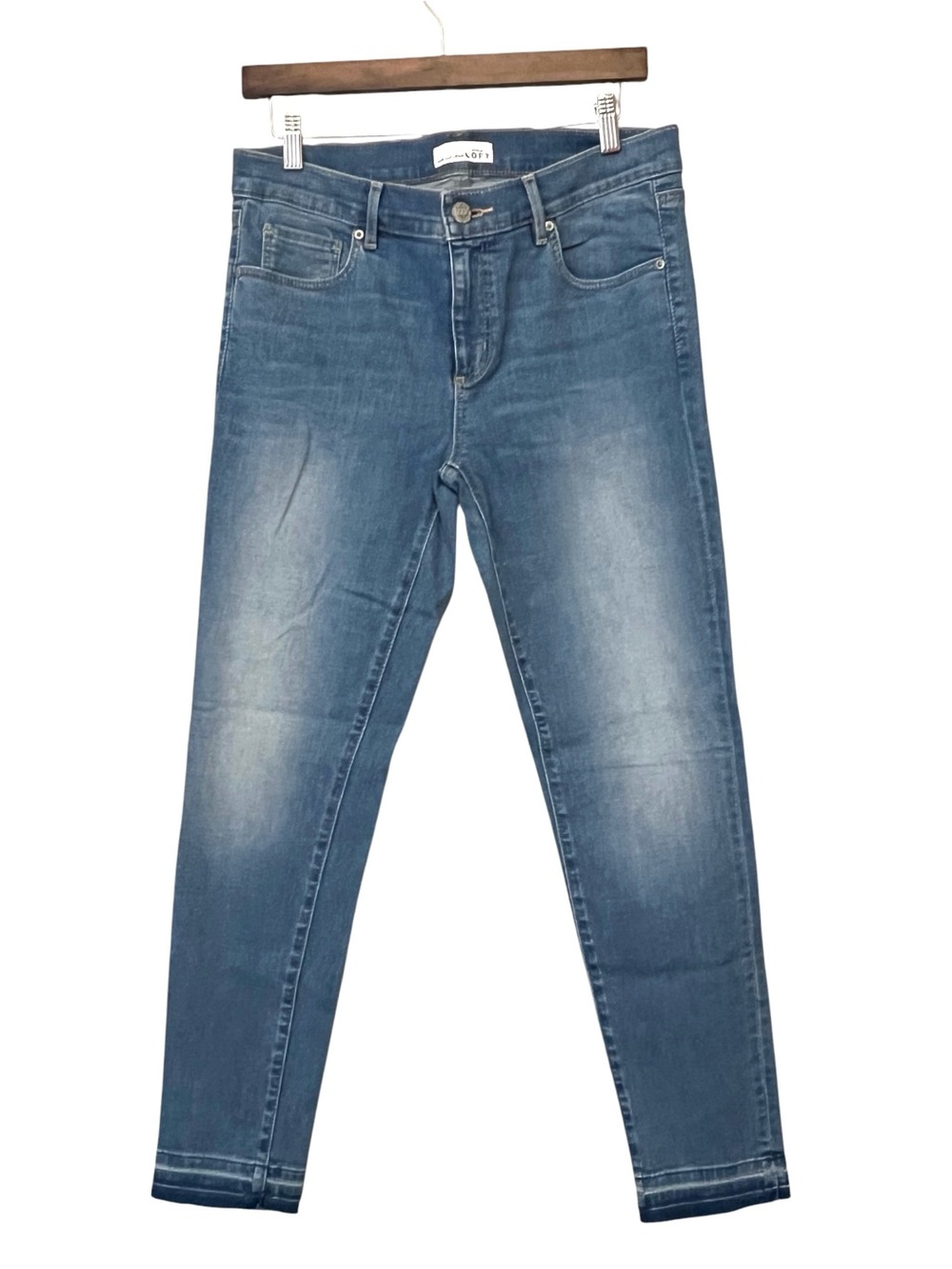 Ann Taylor LOFT Modern Skinny‎ Jeans, Raw Hem, Stretch, Color Blue, Size 29/8